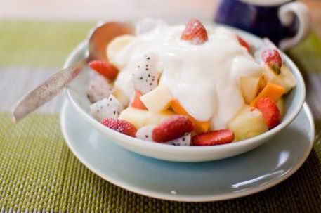 Dieta-de-iogurte-e-frutas-01